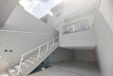 Lindo Sobrado Novo à Venda no Bairro do Parque São Domingos na Rua Martins Teotônio 82