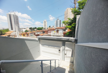 Lindo Sobrado Novo à Venda no Bairro do Parque São Domingos na Rua Martins Teotônio 82