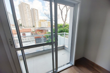 Lindo Sobrado Novo à Venda no Bairro do Parque São Domingos na Rua Martins Teotônio 82