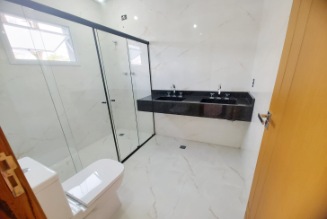 Lindo Sobrado Novo à Venda no Bairro do Parque São Domingos na Rua Martins Teotônio 82