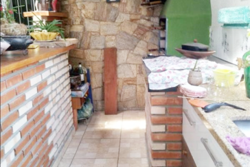  Sobrado à venda no Bairro do Jardim Regina na Rua Engenheiro Marcílio Cardoso 