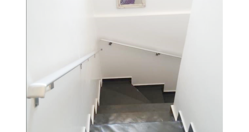  Sobrado à venda no Bairro do Jardim Regina na Rua Engenheiro Marcílio Cardoso 