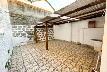 Casa à venda no Bairro do Moinho Velho na Rua Ângelo Oriente,