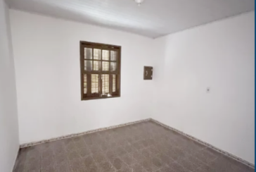 Casa à venda no Bairro do Moinho Velho na Rua Ângelo Oriente,