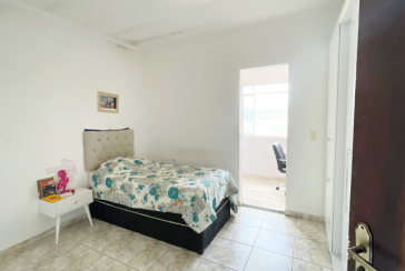 Sobrado à venda no Bairro da Vila Jaguari na Rua Manuel Bicudo de Aguirre