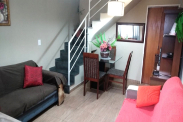 Lindo Sobrado à venda no Bairro do Jardim Jaraguá na Rua Francisco Bellazzi 120,