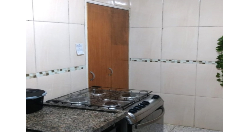 Lindo Sobrado à venda no Bairro do Jardim Jaraguá na Rua Francisco Bellazzi 120,