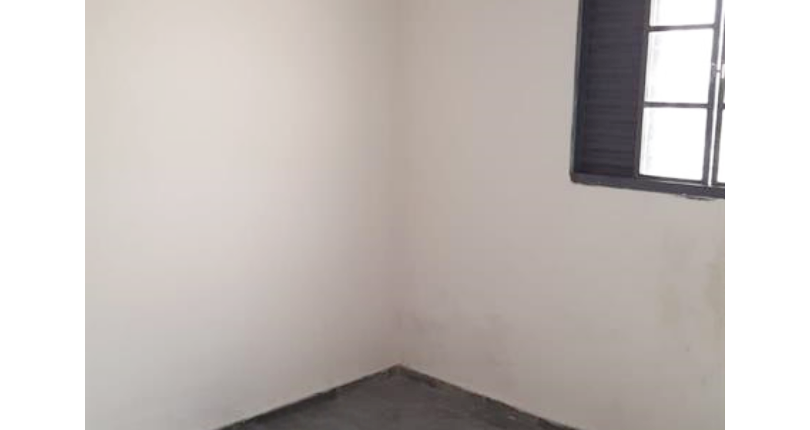 Casa para renda à venda no Bairro do Parque Anhangüera na Rua São Bernardino