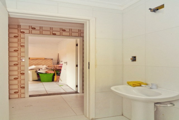 Sobrado à venda no Bairro do Parque São Domingos na Rua Dona Herminda Borba Attuy