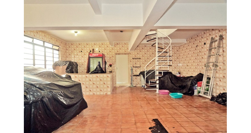 Sobrado à venda no Bairro do Parque São Domingos na Rua Dona Herminda Borba Attuy