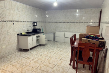 Casa à venda no Bairro do Jardim Mutinga na Rua Gustavo de Lacerda