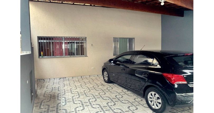 Casa à venda no Bairro do Jardim Mutinga na Rua Gustavo de Lacerda