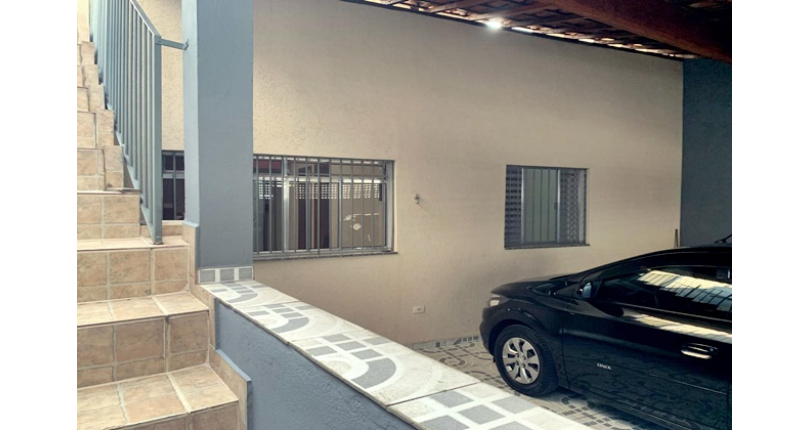 Casa à venda no Bairro do Jardim Mutinga na Rua Gustavo de Lacerda