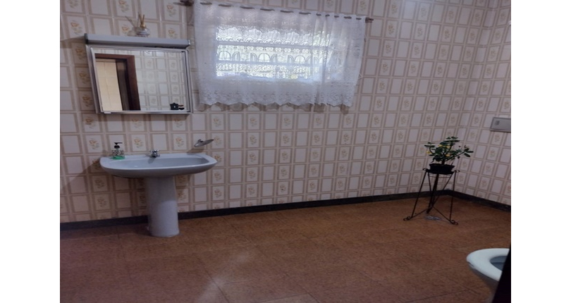 Excelente Sobrado à venda no Bairro do Jardim Mangalot na Rua General Lauro Cavalcanti de Farias