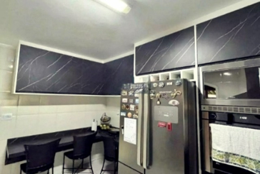 Sobrado à venda no Bairro do Jardim Mutinga na Rua Belo Jardim,