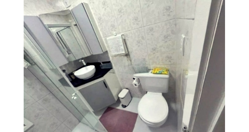 Sobrado à venda no Bairro do Jardim Mutinga na Rua Belo Jardim,