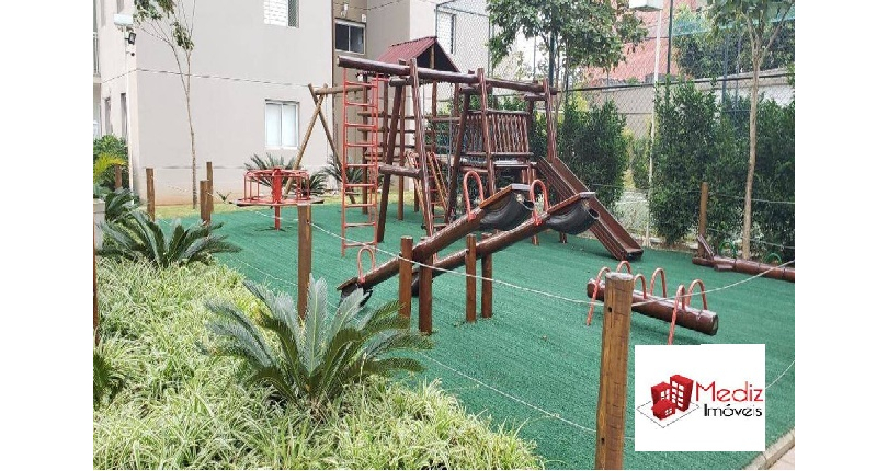  Apartamento à venda no Bairro do Jardim Belaura na Avenida dos Remédios 376,