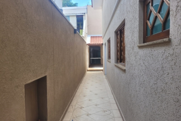 Sobrado à venda no Bairro do Parque São Domingos na Rua José Amaro Peçanha,