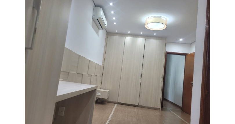 Sobrado à venda no Bairro do Parque São Domingos na Rua José Amaro Peçanha,