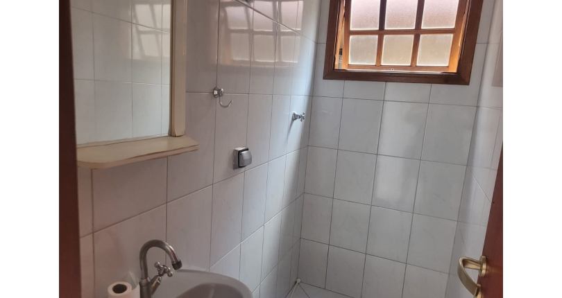 Sobrado à venda no Bairro do Parque São Domingos na Rua José Amaro Peçanha,