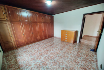 Casa Térrea à venda no Bairro da Vila Picinin na Rua Doutor Estevão Montebello