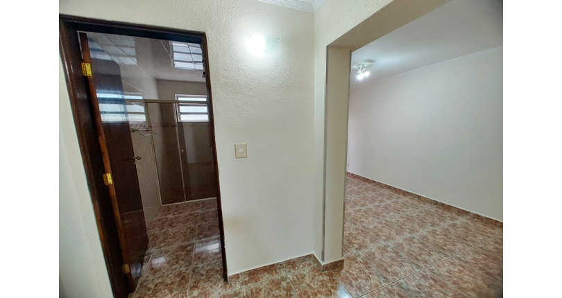 Casa Térrea à venda no Bairro da Vila Picinin na Rua Doutor Estevão Montebello