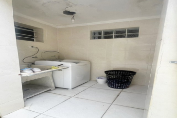 Bela Casa assobradada à venda no Bairro do Jardim Santa Lucrécia na Rua Pêra-Marmelo