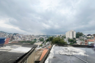 Bela Casa assobradada à venda no Bairro do Jardim Santa Lucrécia na Rua Pêra-Marmelo