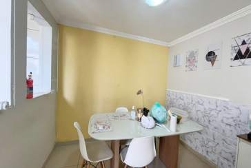 Bela Casa assobradada à venda no Bairro do Jardim Santa Lucrécia na Rua Pêra-Marmelo