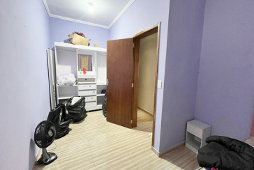 Bela Casa assobradada à venda no Bairro do Jardim Santa Lucrécia na Rua Pêra-Marmelo