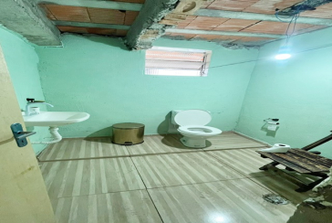 Bela Casa assobradada à venda no Bairro do Jardim Santa Lucrécia na Rua Pêra-Marmelo