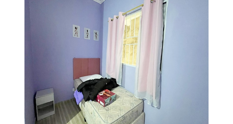 Bela Casa assobradada à venda no Bairro do Jardim Santa Lucrécia na Rua Pêra-Marmelo