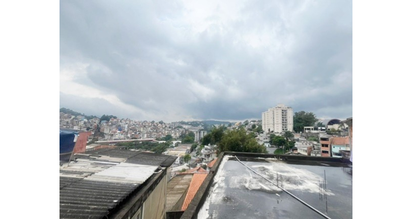 Bela Casa assobradada à venda no Bairro do Jardim Santa Lucrécia na Rua Pêra-Marmelo