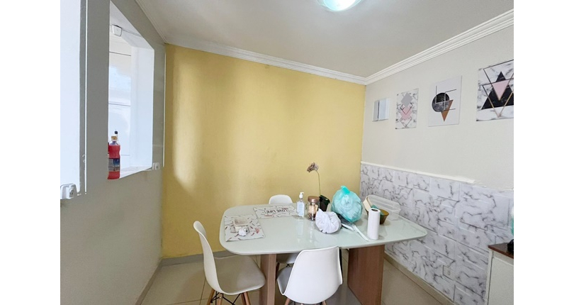 Bela Casa assobradada à venda no Bairro do Jardim Santa Lucrécia na Rua Pêra-Marmelo