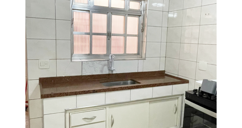 Sobrado à venda no Bairro do Jardim Mangalot na Rua José de Almeida Castro