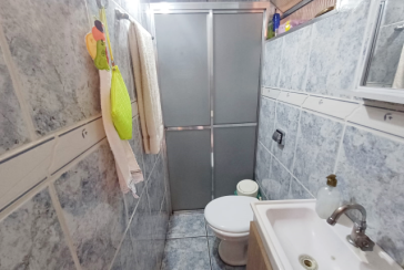 Sobrado à venda no Bairro do Jardim Mangalot na Rua George Samuel,