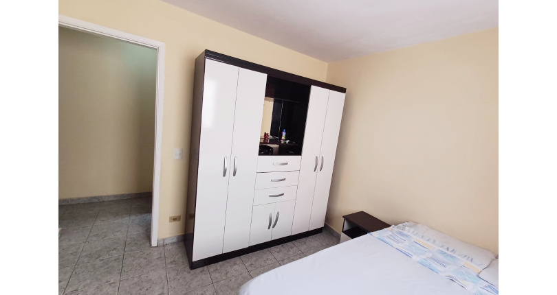 Sobrado à venda no Bairro do Jardim Mangalot na Rua George Samuel,