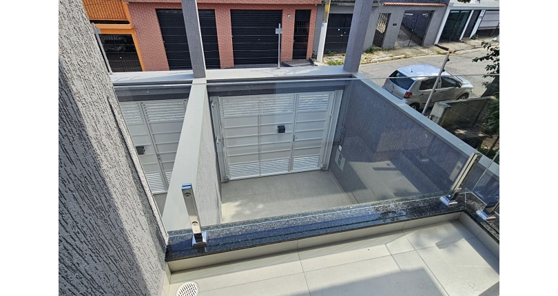 Belo Sobrado novo à venda no Bairro da Vila dos Remédios na Rua Doutor Cabral de Vasconcelos 