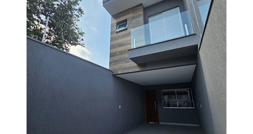 Belo Sobrado novo à venda no Bairro da Vila dos Remédios na Rua Doutor Cabral de Vasconcelos 