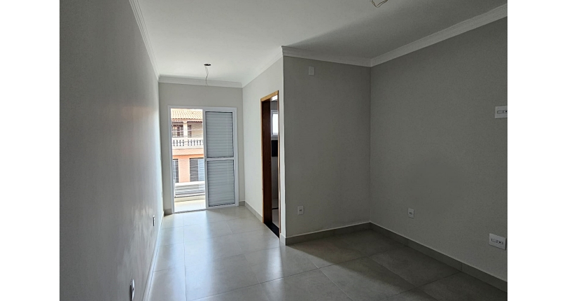 Belo Sobrado novo à venda no Bairro da Vila dos Remédios na Rua Doutor Cabral de Vasconcelos 