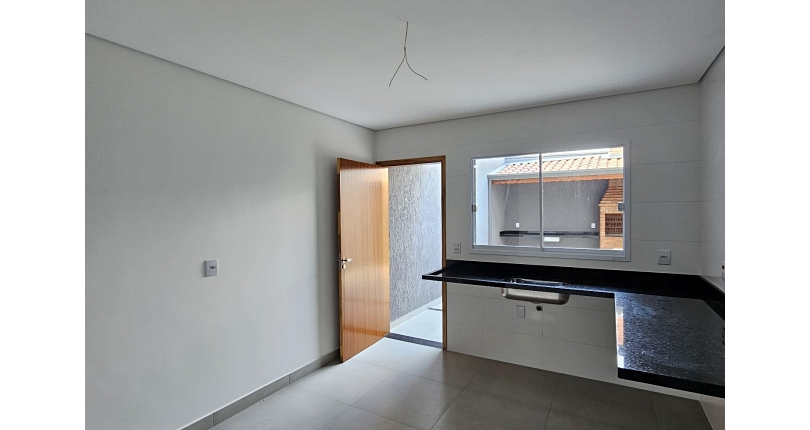 Belo Sobrado novo à venda no Bairro da Vila dos Remédios na Rua Doutor Cabral de Vasconcelos,