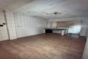 Casa Térrea á venda no Bairro do Jardim Marisa na Rua José Pereira Falcão,