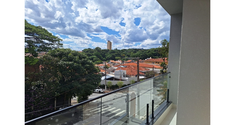 Belo Sobrado novo à venda no Bairro do Parque São Domingos na Rua Luís Filgueira Souto 124, 