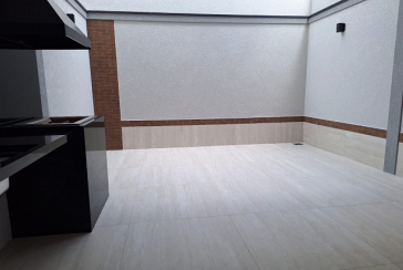 Belo Sobrado novo à venda no Bairro do Parque São Domingos na Rua Luís Filgueira Souto 120,