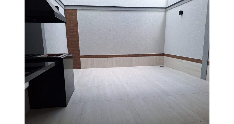 Belo Sobrado novo à venda no Bairro do Parque São Domingos na Rua Luís Filgueira Souto 120,