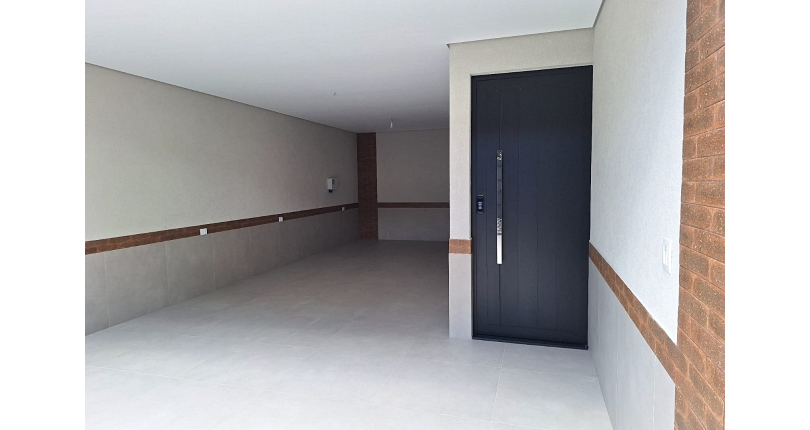 Belo Sobrado novo à venda no Bairro do Parque São Domingos na Rua Luís Filgueira Souto 120,