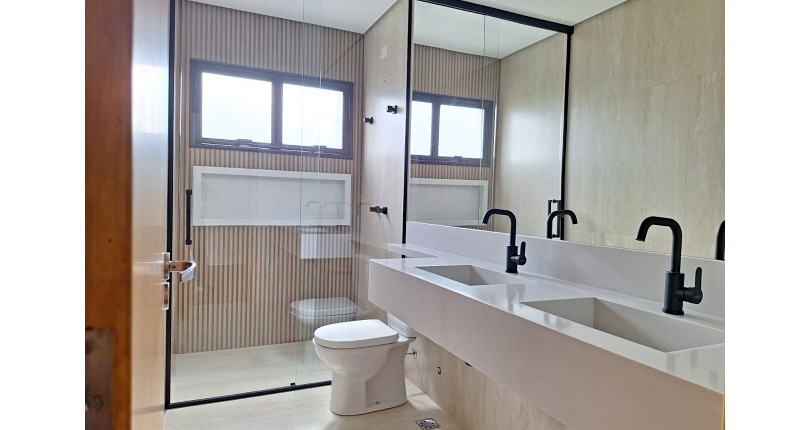 Belo Sobrado novo à venda no Bairro do Parque São Domingos na Rua Luís Filgueira Souto 120,