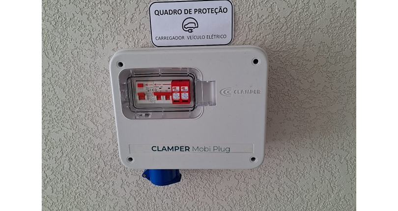 Belo Sobrado novo à venda no Bairro do Parque São Domingos na Rua Luís Filgueira Souto 120,