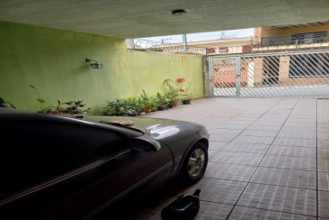 Sobrado à venda no Bairro da Nossa Senhora do Ó na Rua Amadeu de Queirós, 