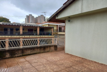 Sobrado à venda no Bairro da Nossa Senhora do Ó na Rua Amadeu de Queirós, 